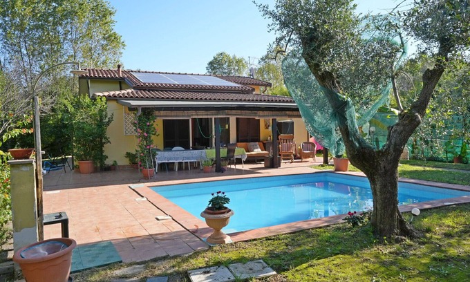 Ameglia Villa | Privater Pool, A/C, WiFi, Meeresnähe, Garten, Haustiere erlaubt