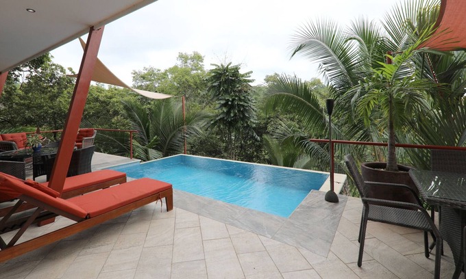 Valle Pura Vida Haus | Private Rainforest Retreat Canopy Ansichten von Affen & Scarlet Macaws
