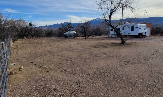 Tonto Basin Wohnmobilvermietung | Private RV/Camper site in Tonto Basin for a relaxing getaway. 3 mi. to boat ramp