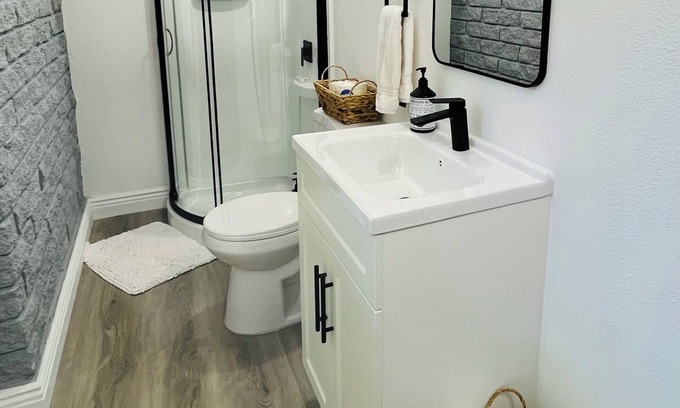 Gainesville Wohnung | Private suite with own entry in vibrant Gainesville