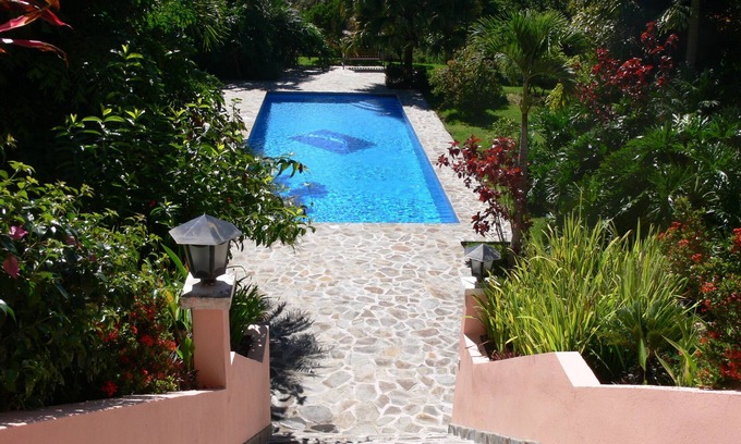 Atenas Haus | Off-the-beaten-path Paradise