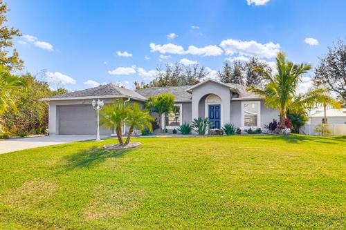 Sebastian Highlands Haus | Private Yard and Screened Patio Sunny Sebastian Gem