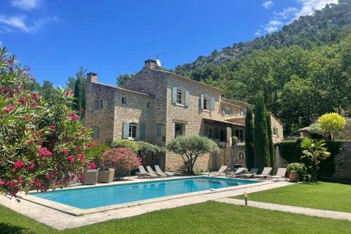 Robion Haus | Propriété d'exception au coeur du Luberon