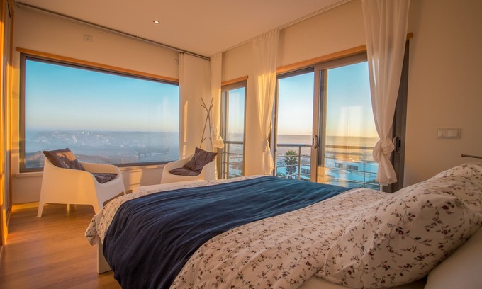 Areia Branca Villa | Luxus Villa mit atemberaubendem Blick von Dachterrasse auf den Strand und Ozean