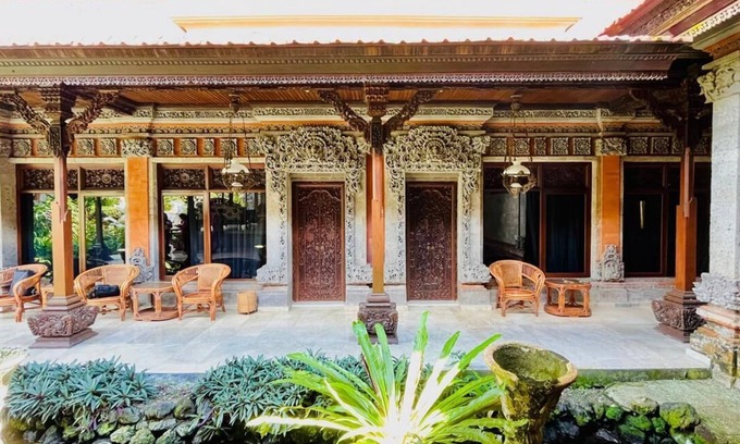 Undisan Haus | Puri Karang Residence