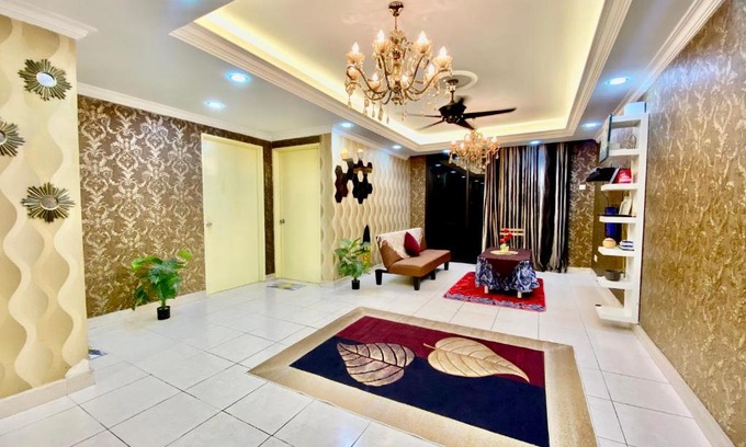 Taman Melati Haus | Putravilla Condominium Lovely & Spacious with Public Pool