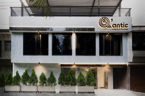 Laureles - Estadio Haus | Qantic Lodging & Rooftop