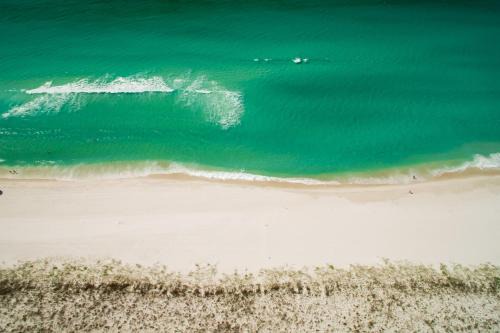 Sunnyside Haus | Quaint 2BR/25BA Cottage Nestled Between 30A & Panama City Beach! Sleeps 6!