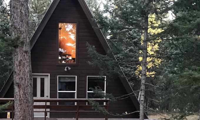 Cimarron Kabine | Quaint, Quiet and Cozy Cottage in the Mountains