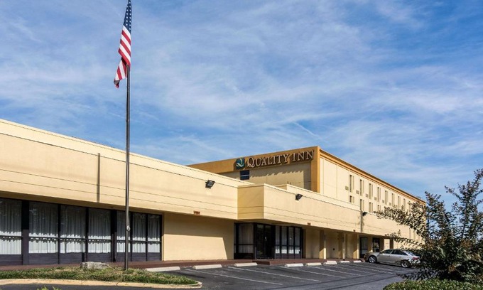 Morningside Hotel | Quality Inn Near Joint Base Andrews-Washington Area