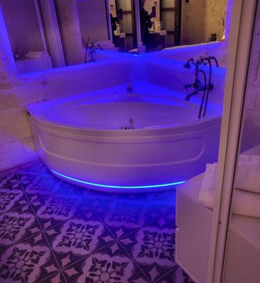 Altamura Haus | QUART0 GREC0 Suite 17
