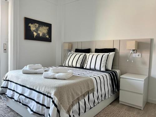 Reboleira Haus | Quarto com casa de banho privativo