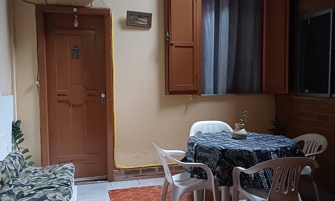 Gavea Haus | Quarto Suite e Cozinha na Gavea