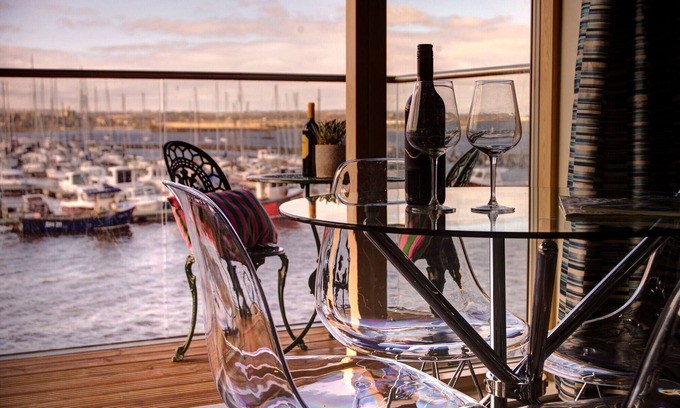 Amble Wohnung | Quayside - Zwei Schlafzimmer Wohnung, Schläft 4