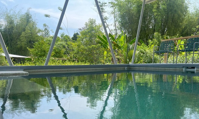 Puerto Jimenez Kabine | Queen bed studio cabin on permaculture farm w/pool