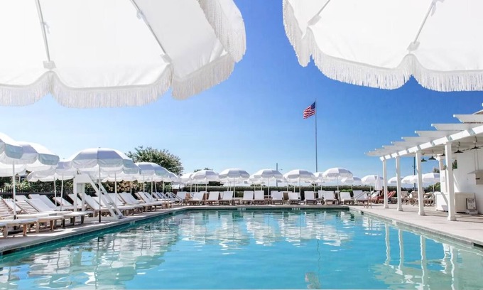 Green Creek Haus | Queen Room at The Star Inn | Cape May Gem, Beachfront, Perfect Stay on Perry