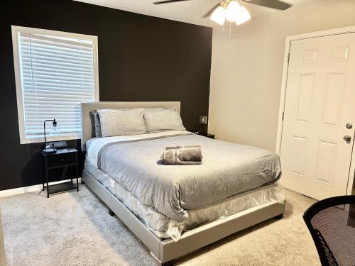 Forest Park Haus | Queen Suite - Attached Bath - Home Theater - Home Tub