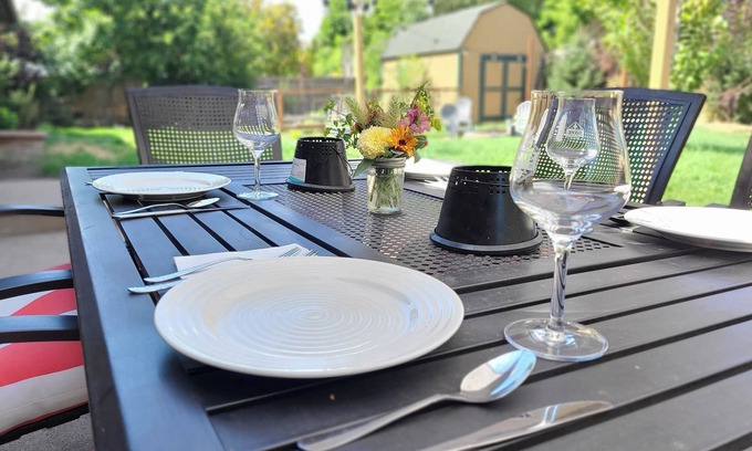Laporte Haus | Quick access to state parks & bike trails. Giant backyard, pet-friendly!