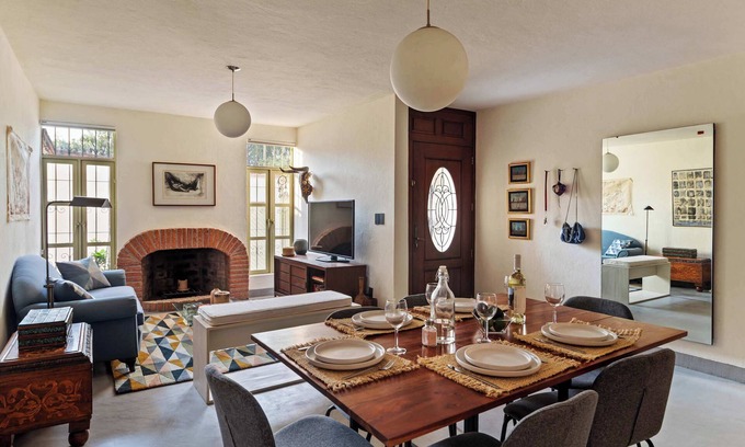 Queretaro Haus | Quiet and Cozy Home with Great Location
