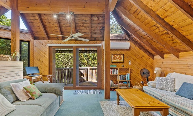 Hawks Nest Haus | Quiet and Serene, TOP NOTCH