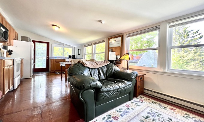 Seal Harbor Haus | Ruhig / sauber / gut eingerichtetes Dorfhaus mit Acadia um Sie herum