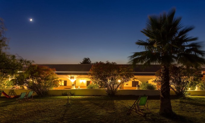 Estoi Haus | Quiet, peaceful house A1 rental