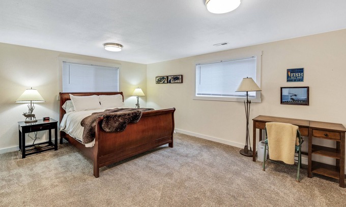St. Regis Haus | Quiet, Spacious MT Adventure Hub On Main Street In Saint Regis