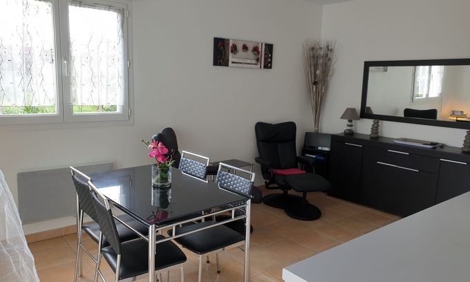 Cambo-les-Bains Wohnung | Quiet T2 3* - near town center - ideal for curists and vacationers