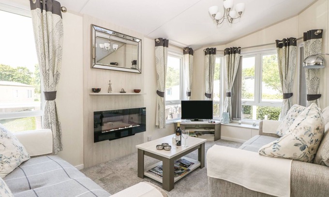 Ringwood Hütte | Quitte 10, RINGWOOD