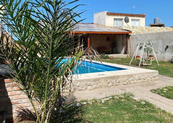 Vicente Echeverria Haus | Quincho y Pileta en Ibarlucea