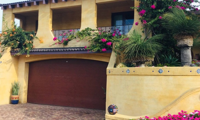 Quinns Rocks Haus | Quinns einzigartige Casa ... ein Vorgeschmack auf das Mittelmeer