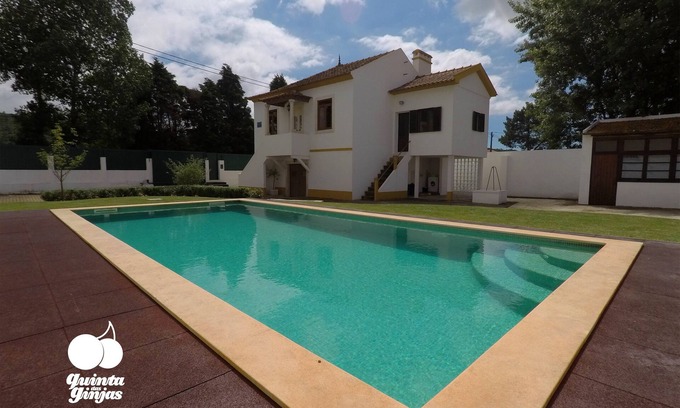Maiorga Hütte | Quinta das Ginjas - Gasthäuser & Pensionen mit Privater Pool