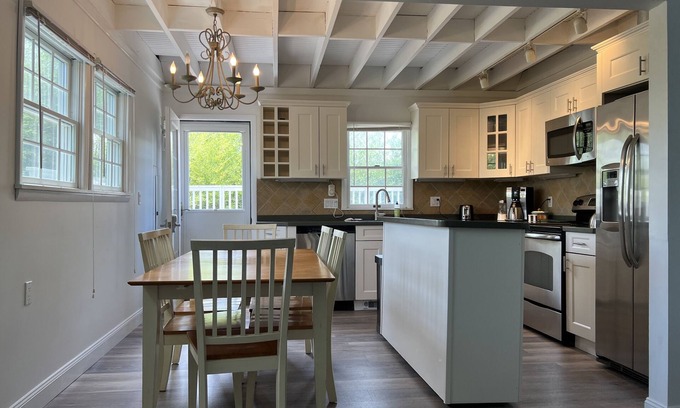 Saltaire Haus | Quintessential Fire Island Beach House in Beautiful Saltaire, Fire Island