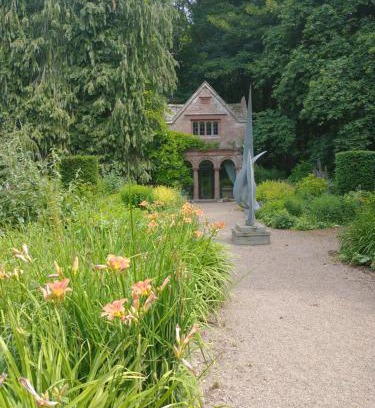 Ross-on-Wye Haus | Quirky, romantic cottage with garden in Wye Valley