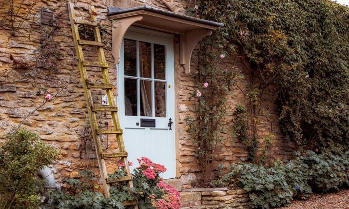 Gillamoor Haus | Quirky Tiny Home in York Moors