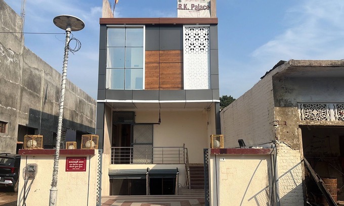 Ayodhya Haus | R K Lodge And Palace