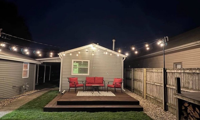 Newville Haus | R&R on the Rock River/Lake Koshkonong