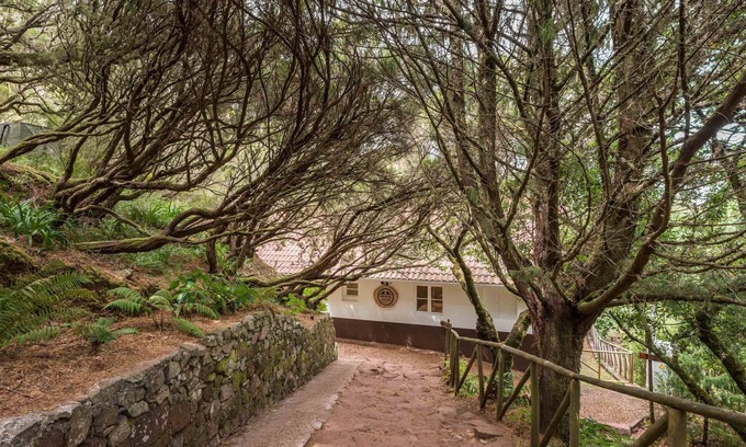 Calheta Haus | Rabaçal Nature Spot Cottage