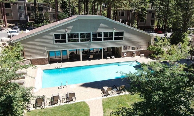 Incline Village Eigentumswohnung | Raccoon Roost 3 Bedroom Condo by RedAwning