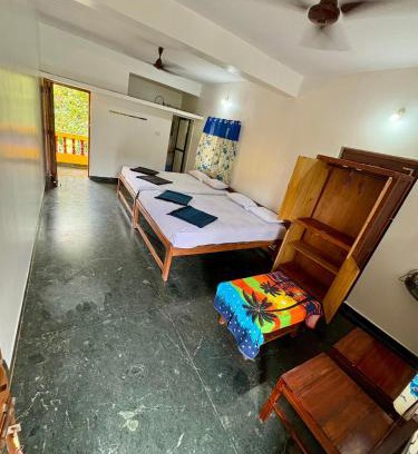 Arambol Haus | RadhaKrishna Stay IN