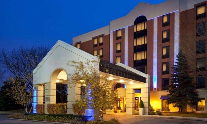 Schaumburg Hotel | Radisson Hotel Schaumburg