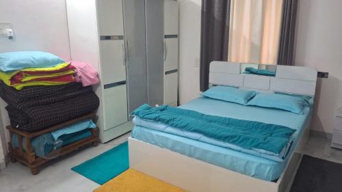 Gevrai Wohnung | Ragade's Swarajya Flat For Homestay
