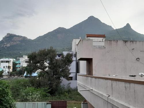 Tiruvannamalai Haus | Raghavendra residency