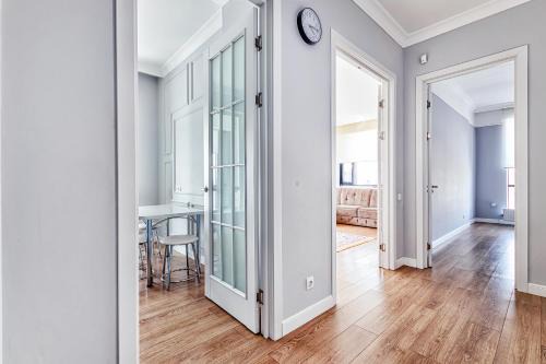 Nur-Sultan Wohnung | RAISSON APARTHOTEL H346 Хан Шатыр