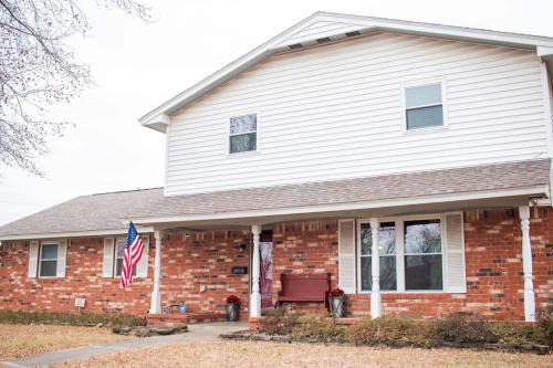 Pawhuska Haus | Ranch Style Home 4 Min 2 PW Merc