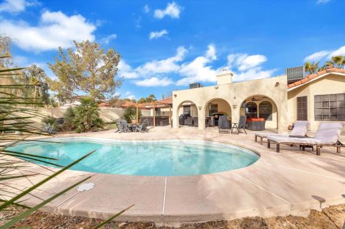 Enterprise Villa | Ranch style villa with pool and spa
