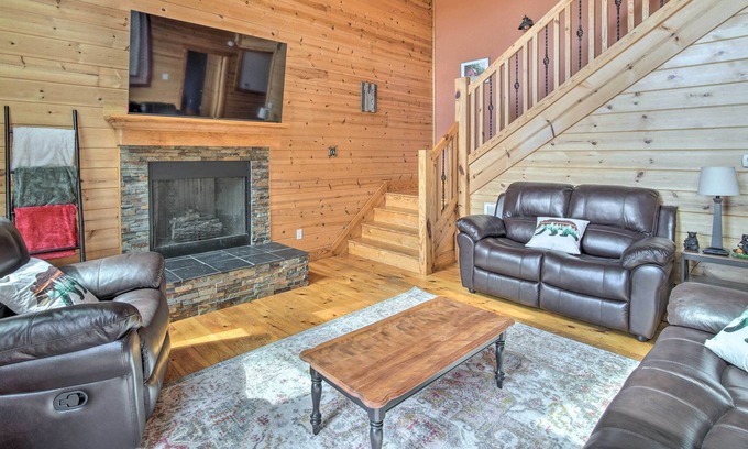 Ranger Kabine | Ranger Cabin w/ Deck + Resort Amenity Access!