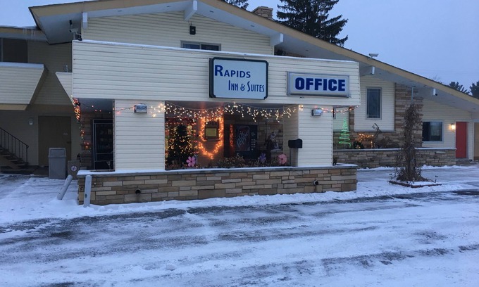 Wisconsin Rapids Hotel | Rapids Inn and Suites