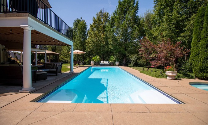 Buechel Haus | Razor Creek Estates - Dream Home!