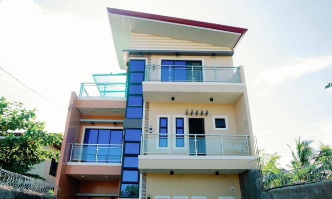 Zamboanga Haus | Rb's Three Storey House
